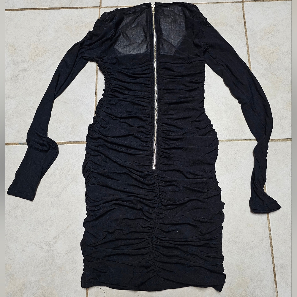 Fashion nova bodycon ruched dress small